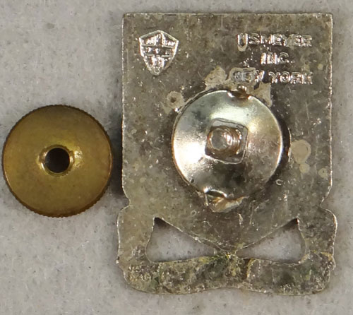 WW II Enamel 113th Quartermaster Regt. "D.I."