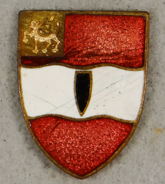 WW II Enamel 82nd Field Artillery Regt. "D.I."