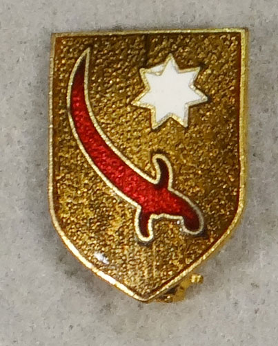 WW II Enamel Persian Gulf Cmd. Patch "D.I."