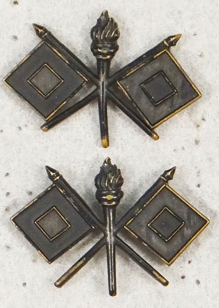 Vietnam War Period Signal Corps Collar Insignia