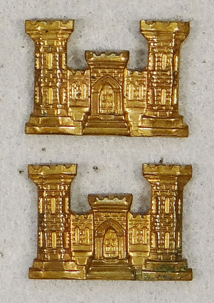 WW II Army Engineers Officer Collar Insignia