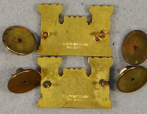 WW II Army Engineers Officer Collar Insignia