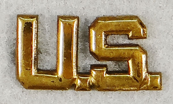 WW II Army Screw Back Officer "U.S." Collar Insignia