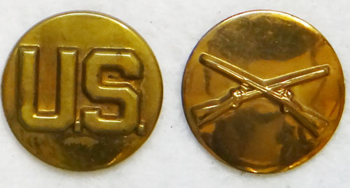 WW II Army Infantry Enlisted Collar Disk Set