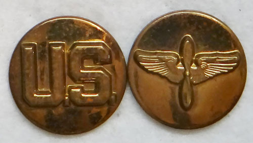 WW II Army Air Force Enlisted Collar Disk Set