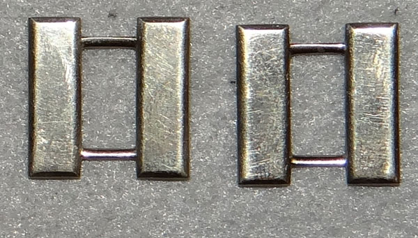 Korean War Period & 1950’s USN Lieutenant Collar Insignia