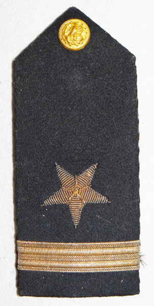WW II USN Ensign Shoulder Board WW II USN Ensign Shoulder Board