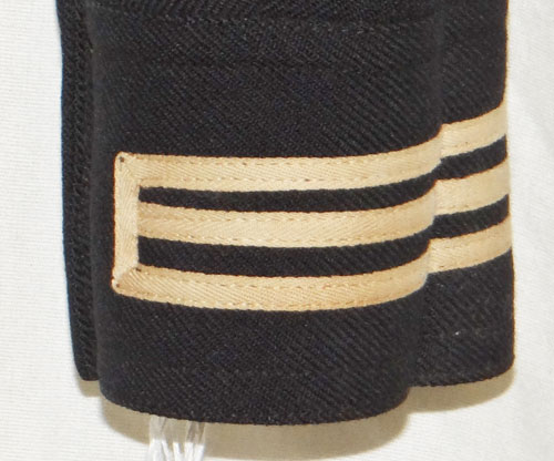 Named WW II U.S. Navy Aviation Ordnance man / Aircraft Gunner "PO3" Dark Blue Jumper